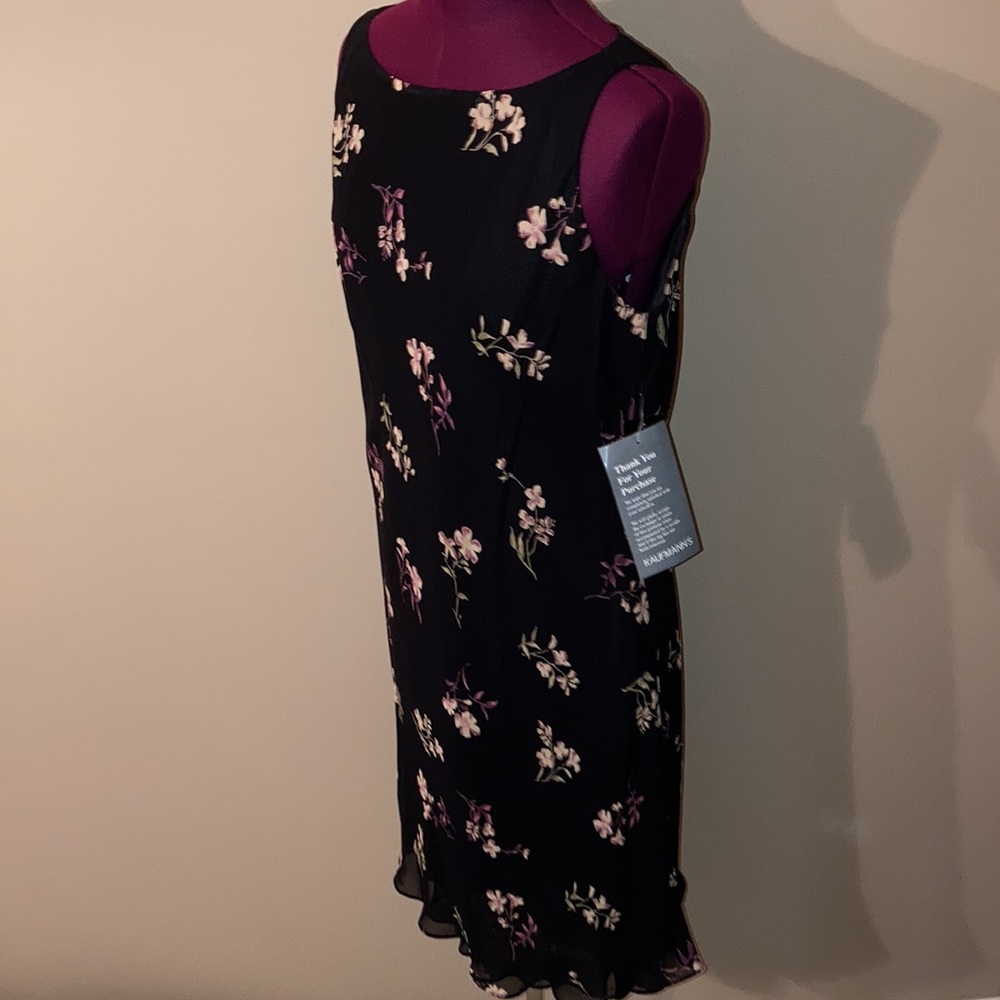 Women’s sleeveless floral dress - Picture 6 of 8